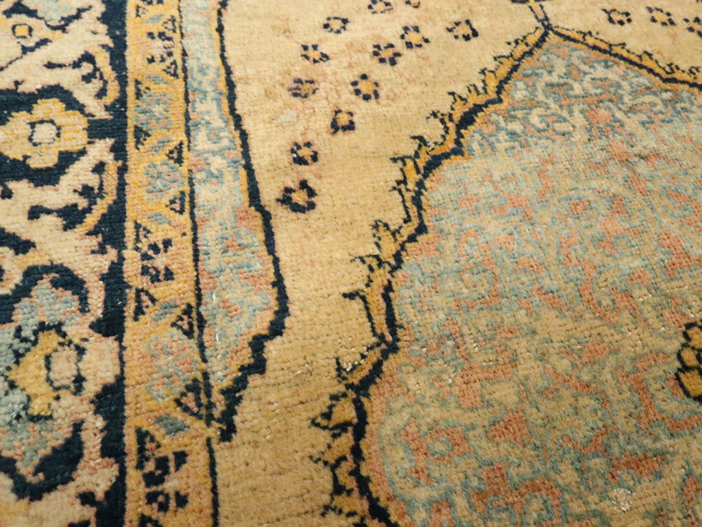 Antique Persian Tabriz Hagi Jalili Rug, No.21045 - Galerie Shabab