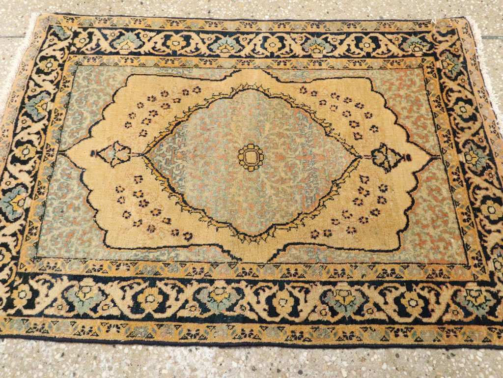 Antique Persian Tabriz Hagi Jalili Rug, No.21045 - Galerie Shabab