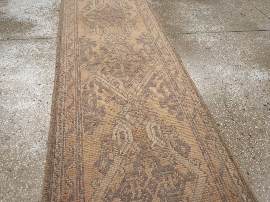 Antique Turkish Oushak Long Runner, No.21064 - Galerie Shabab