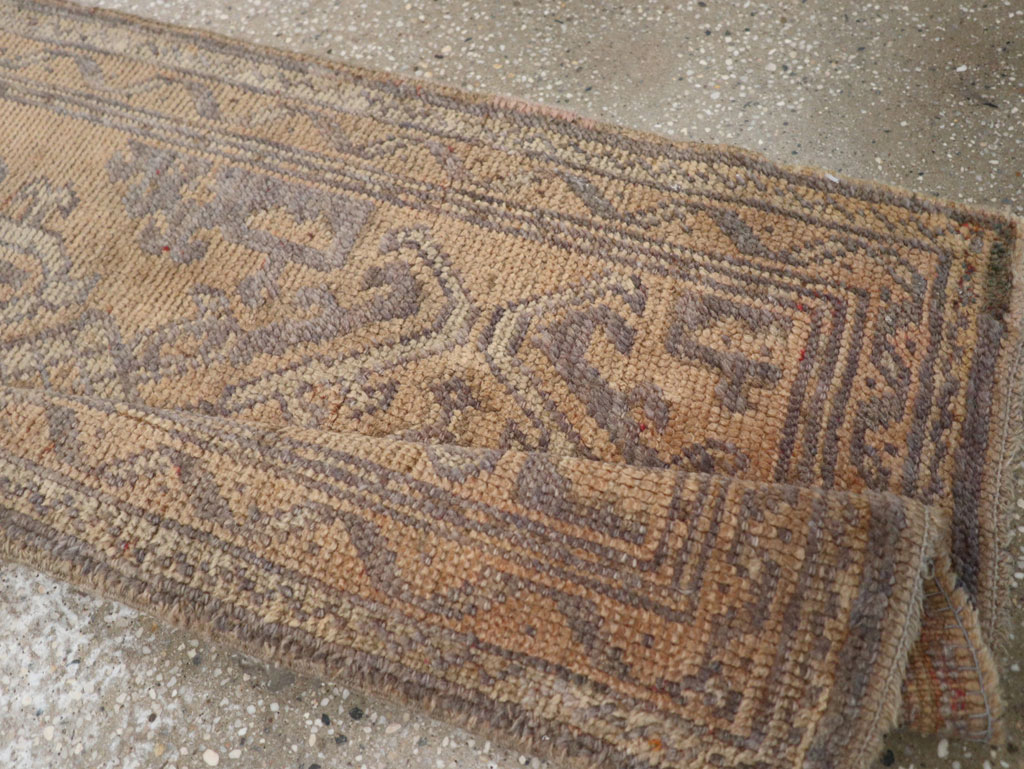 Antique Turkish Oushak Long Runner, No.21064 - Galerie Shabab