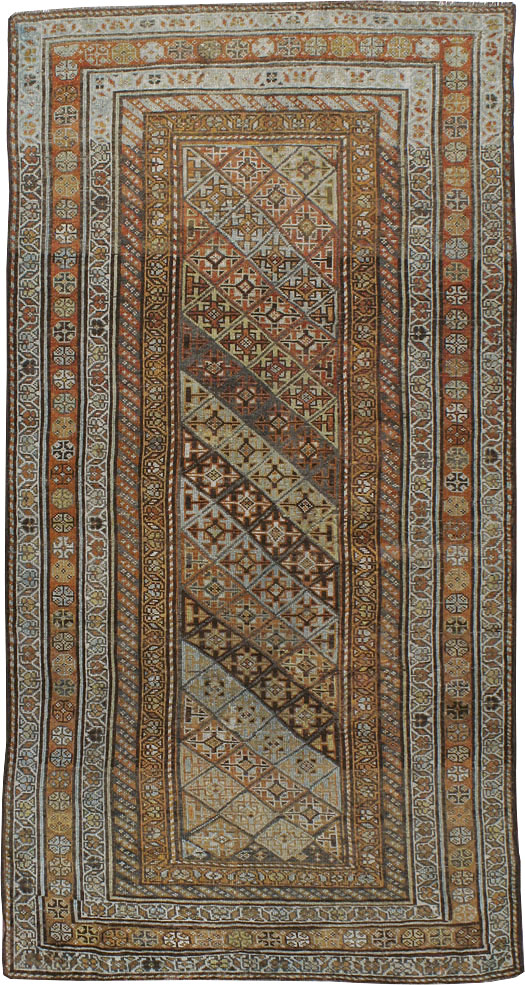 Antique Persian Kurdish Rug, No.21070 - Galerie Shabab