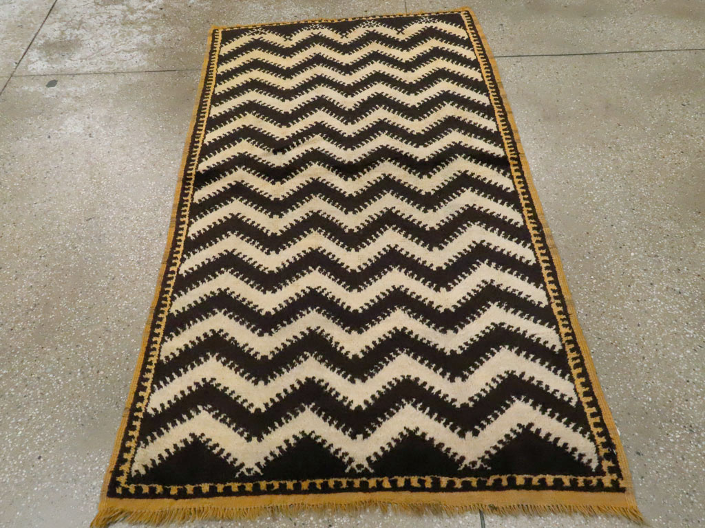 Vintage Moroccan Rug, No.21072 - Galerie Shabab
