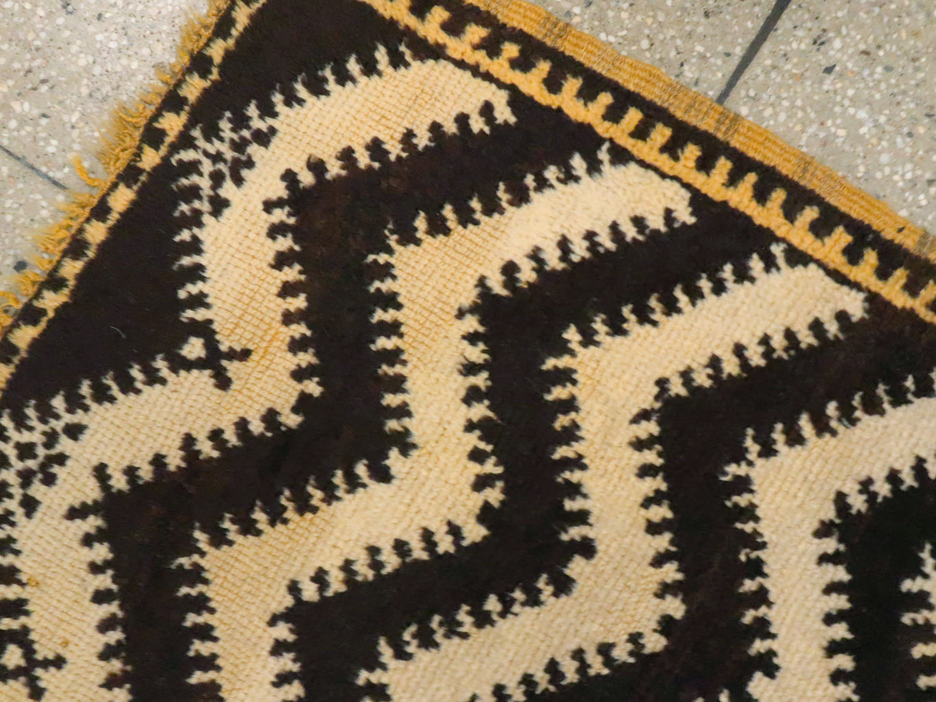 Vintage Moroccan Rug, No.21072 - Galerie Shabab