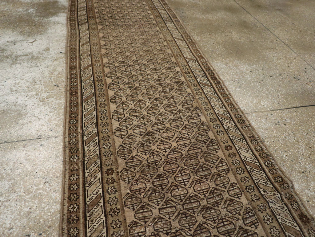 Vintage Persian Kurdish Runner, No.21073 - Galerie Shabab