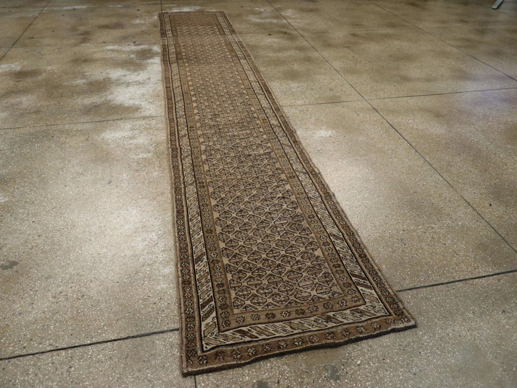 Vintage Persian Kurdish Runner, No.21073 - Galerie Shabab