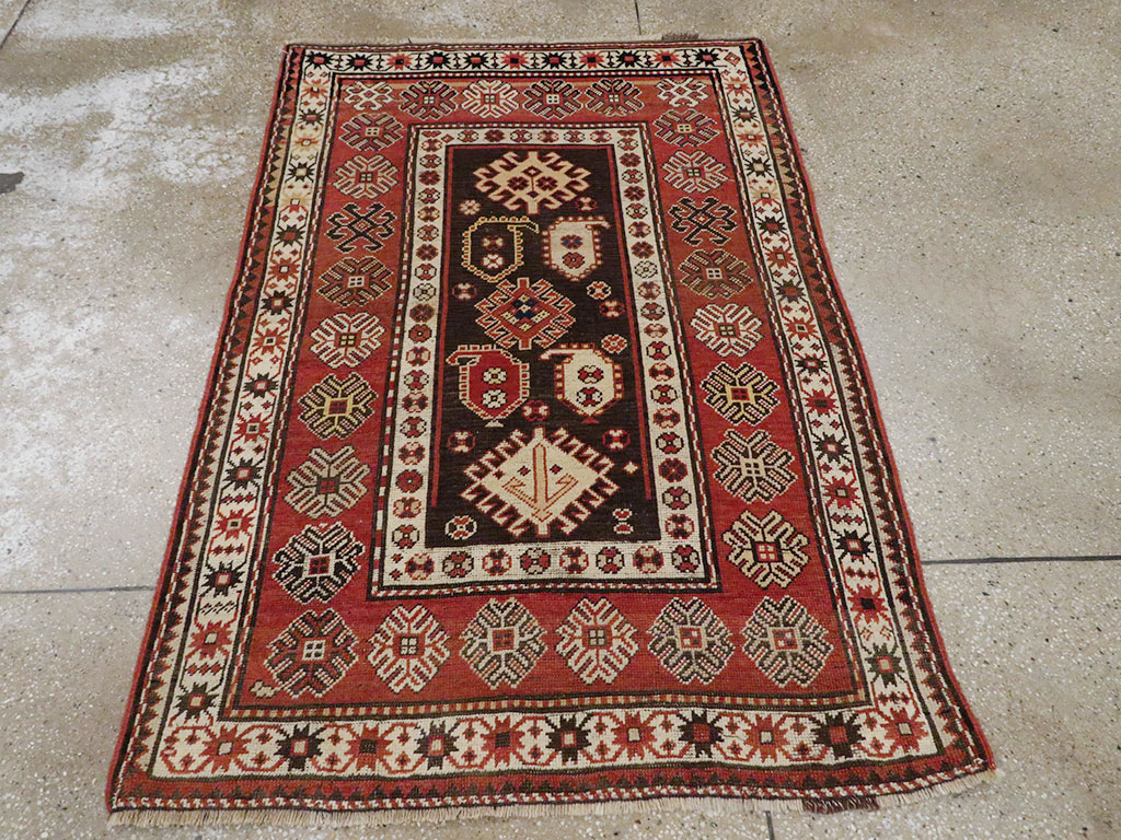 Antique Caucasian Kazak Rug, No.21079 - Galerie Shabab