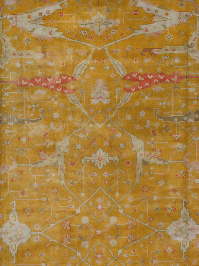 Antique Oushak Carpet, No.21100 - Galerie Shabab