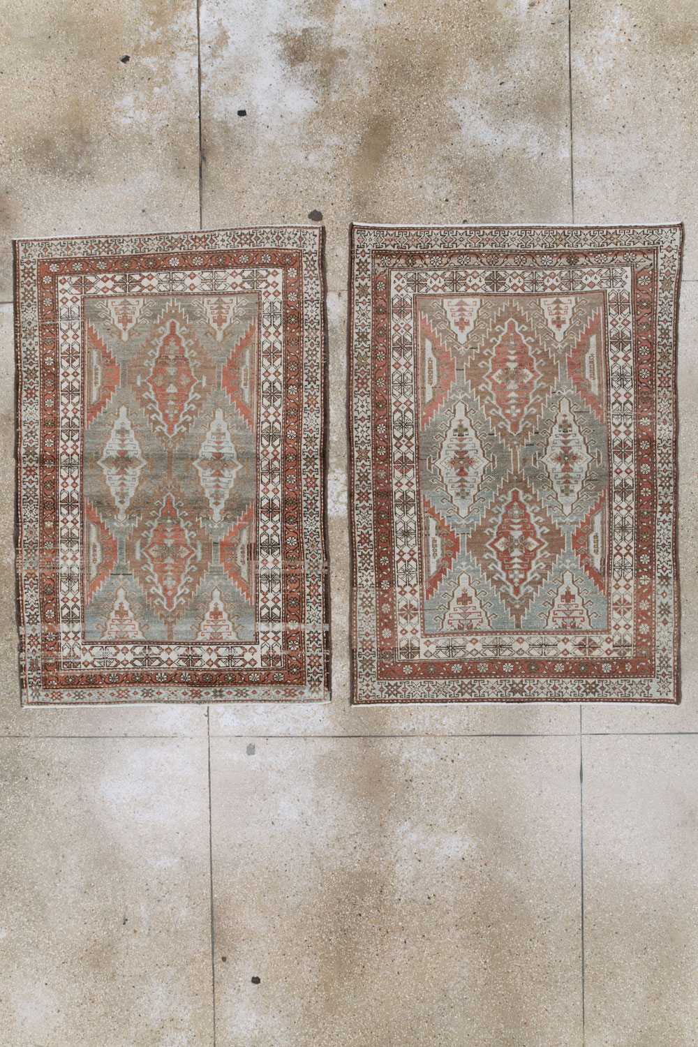 Vintage Persian Malayer Rug (Pair: 1 of 2), No.21114 - Galerie Shabab