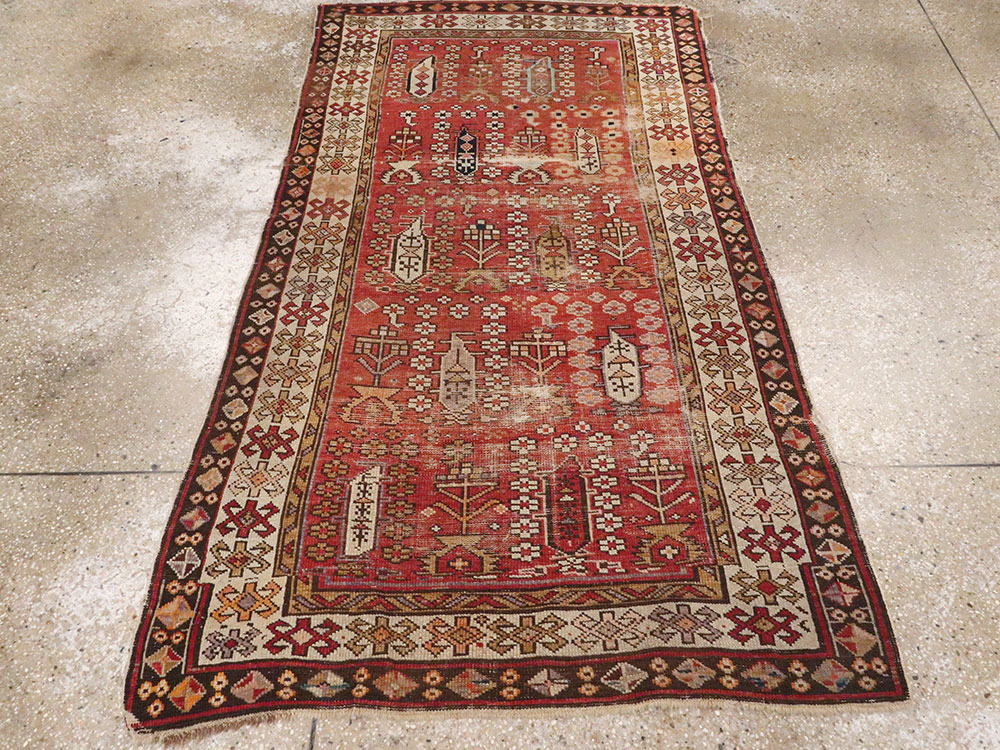Antique Caucasian Rug, No.21135 - Galerie Shabab