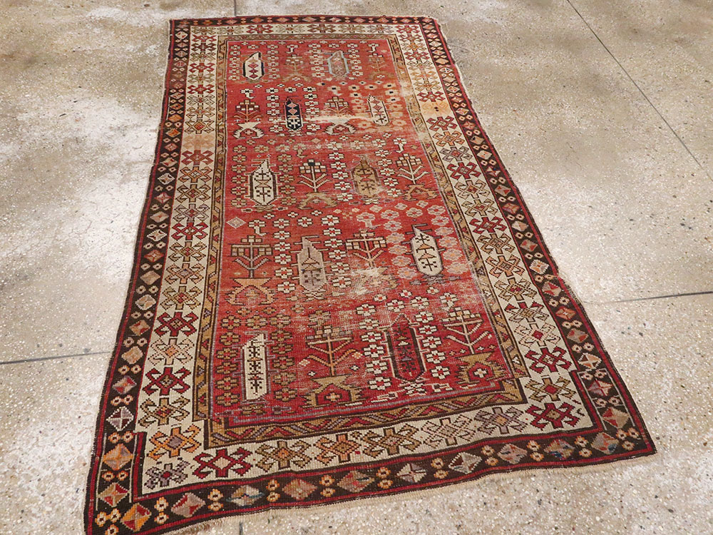 Antique Caucasian Rug, No.21135 - Galerie Shabab