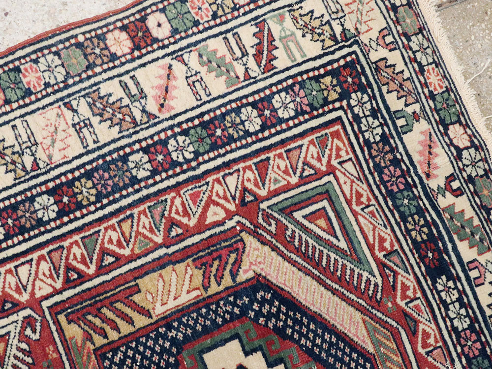 Antique Caucasian Shirvan Rug, No.21136 - Galerie Shabab