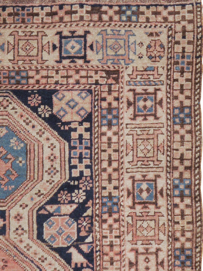 Antique Caucasian Shirvan Rug, No.21141 - Galerie Shabab