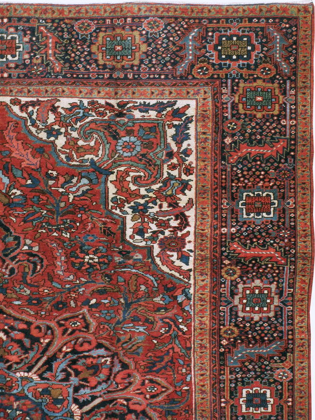 Vintage Persian Heriz Carpet, No.21148 - Galerie Shabab