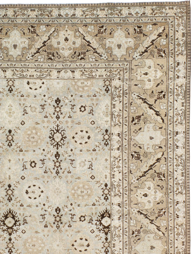 Antique Persian Tabriz Carpet, No.21152 - Galerie Shabab
