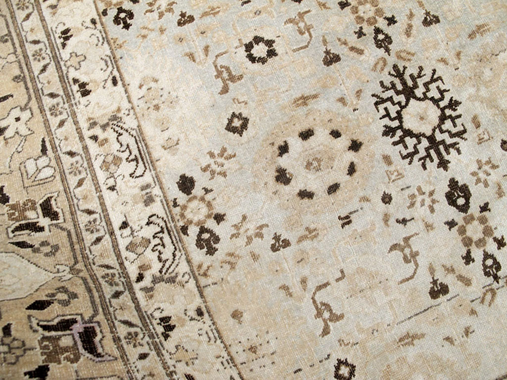Antique Persian Tabriz Carpet, No.21152 - Galerie Shabab