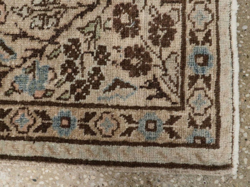 Antique Persian Mashad Rug, No.21156 - Galerie Shabab