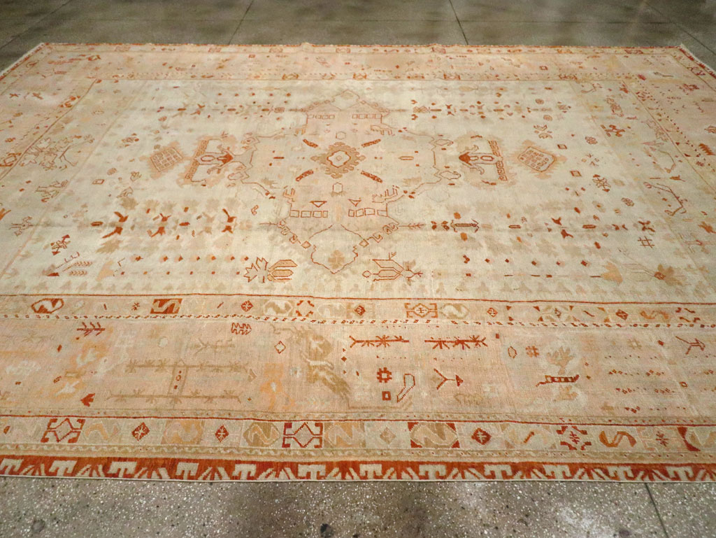 Antique Turkish Oushak Carpet, No.21173 - Galerie Shabab