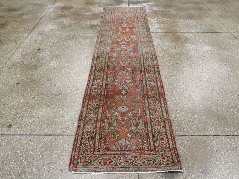 Vintage Persian Malayer Runner, No.21175 - Galerie Shabab