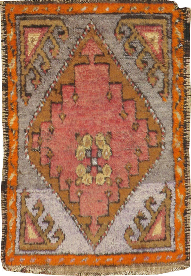 Antique Turkish Anatolian Rug, No.21180 - Galerie Shabab