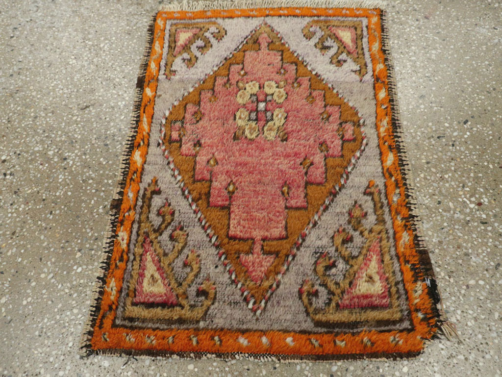 Antique Turkish Anatolian Rug, No.21180 - Galerie Shabab