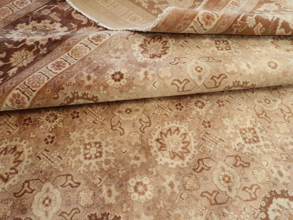 Antique Persian Tabriz Carpet, No.21186 - Galerie Shabab