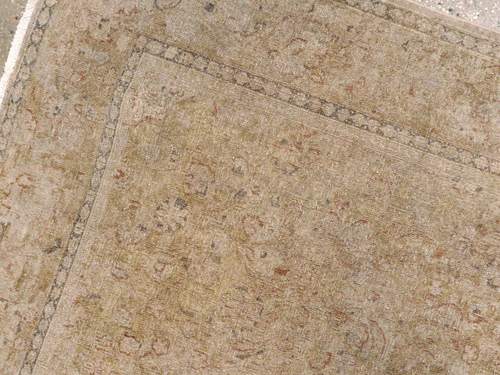 Antique Persian Kashan Rug, No.21189 - Galerie Shabab