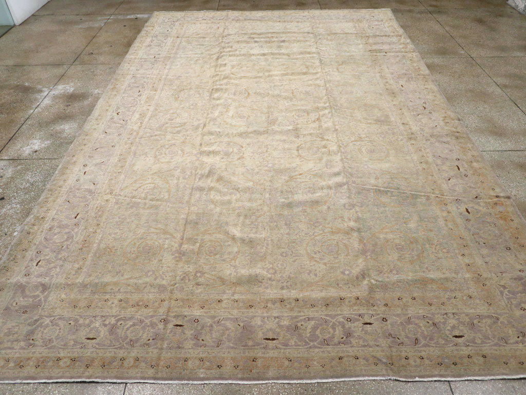 Antique Persian Tabriz  Carpet, No.21197 - Galerie Shabab