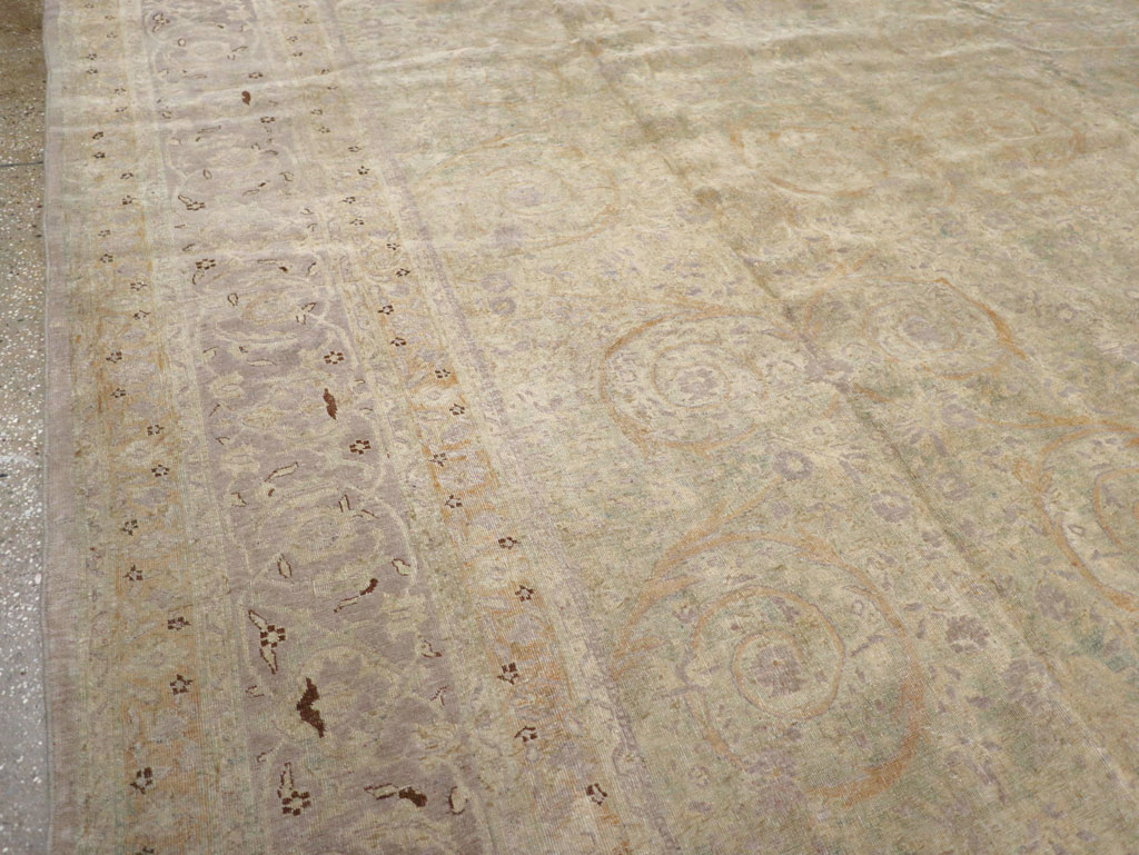 Antique Persian Tabriz  Carpet, No.21197 - Galerie Shabab