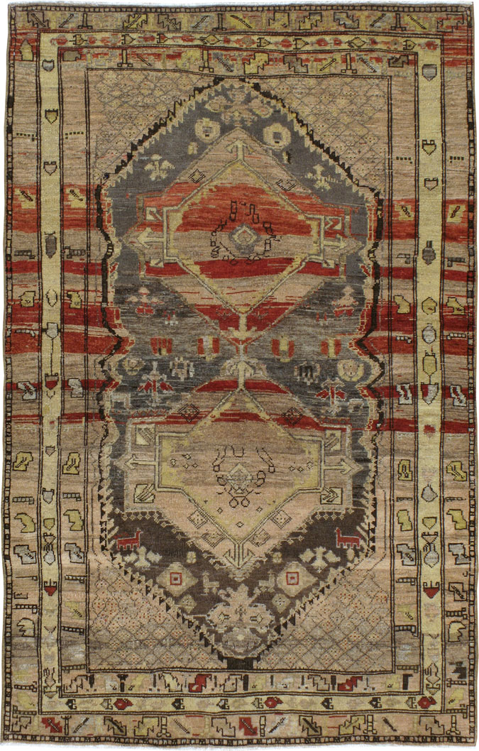 Antique Northwest Rug, No.21199 - Galerie Shabab