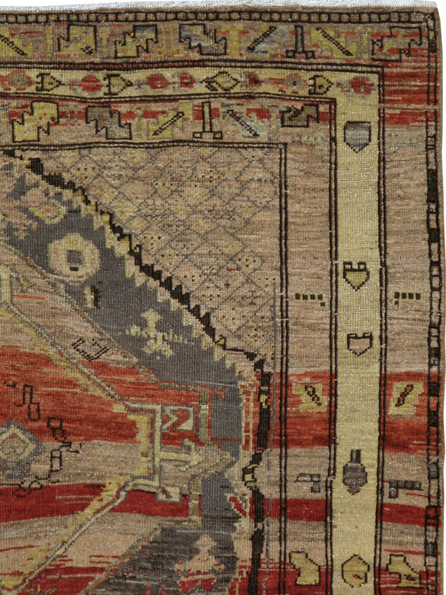 Antique Northwest Rug, No.21199 - Galerie Shabab