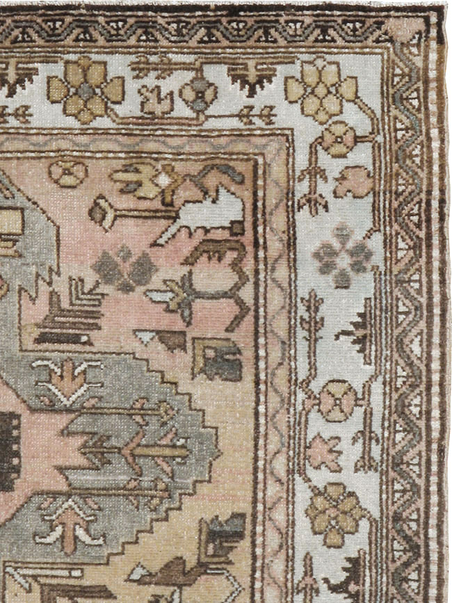 Vintage Persian Northwest Rug, No.21201 - Galerie Shabab