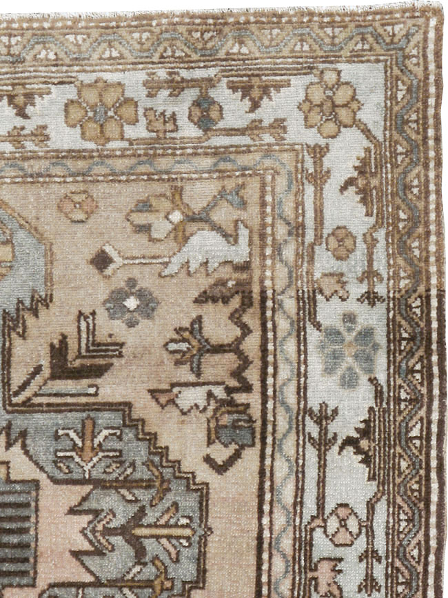 Vintage Persian Northwest Rug, No.21201 - Galerie Shabab