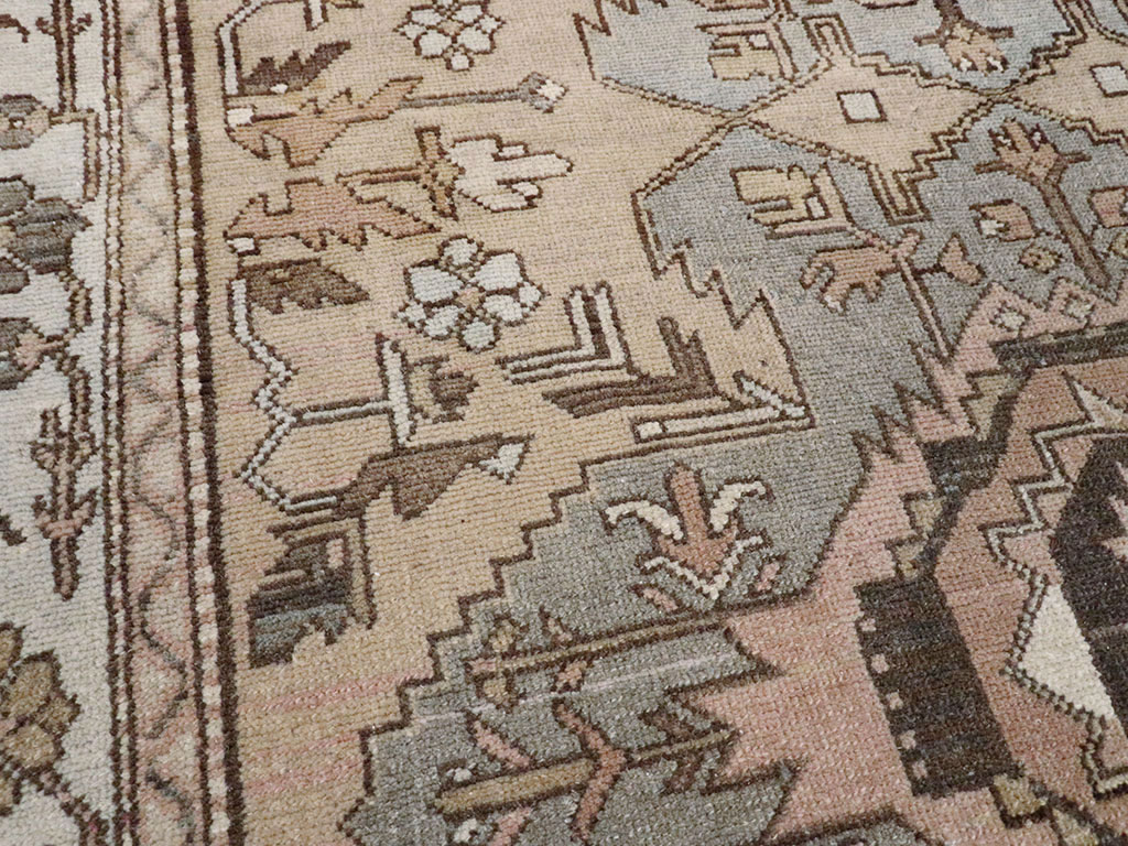 Vintage Persian Northwest Rug, No.21201 - Galerie Shabab