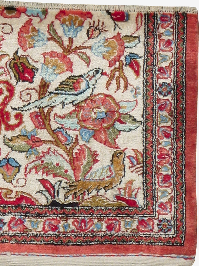 Vintage Persian Quom Silk Rug, No.21213 - Galerie Shabab