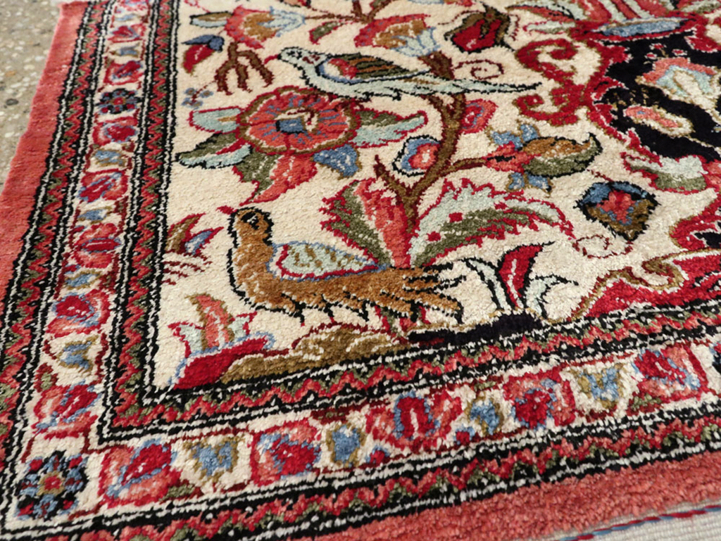 Vintage Persian Quom Silk Rug, No.21213 - Galerie Shabab
