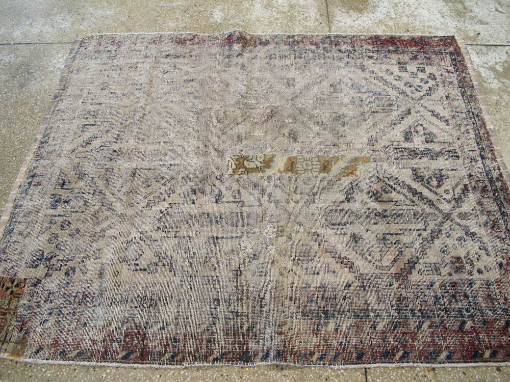 Antique Persian Afshar Rug, No.21235 - Galerie Shabab
