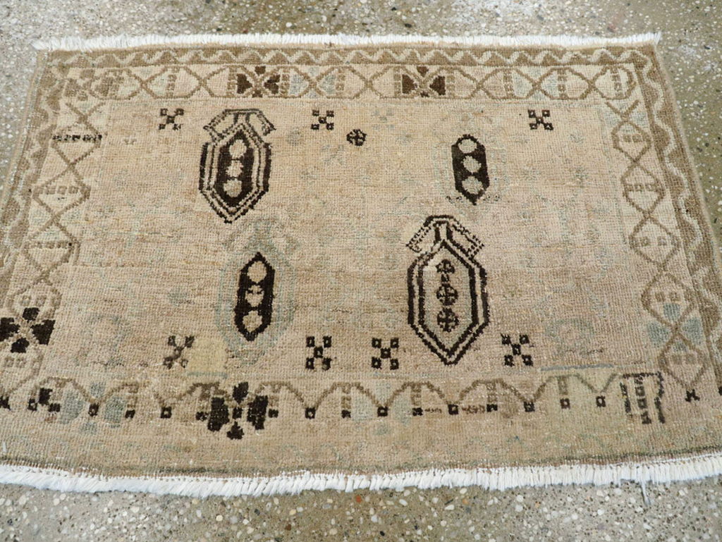 Vintage Persian Afshar Rug, No.21239 - Galerie Shabab