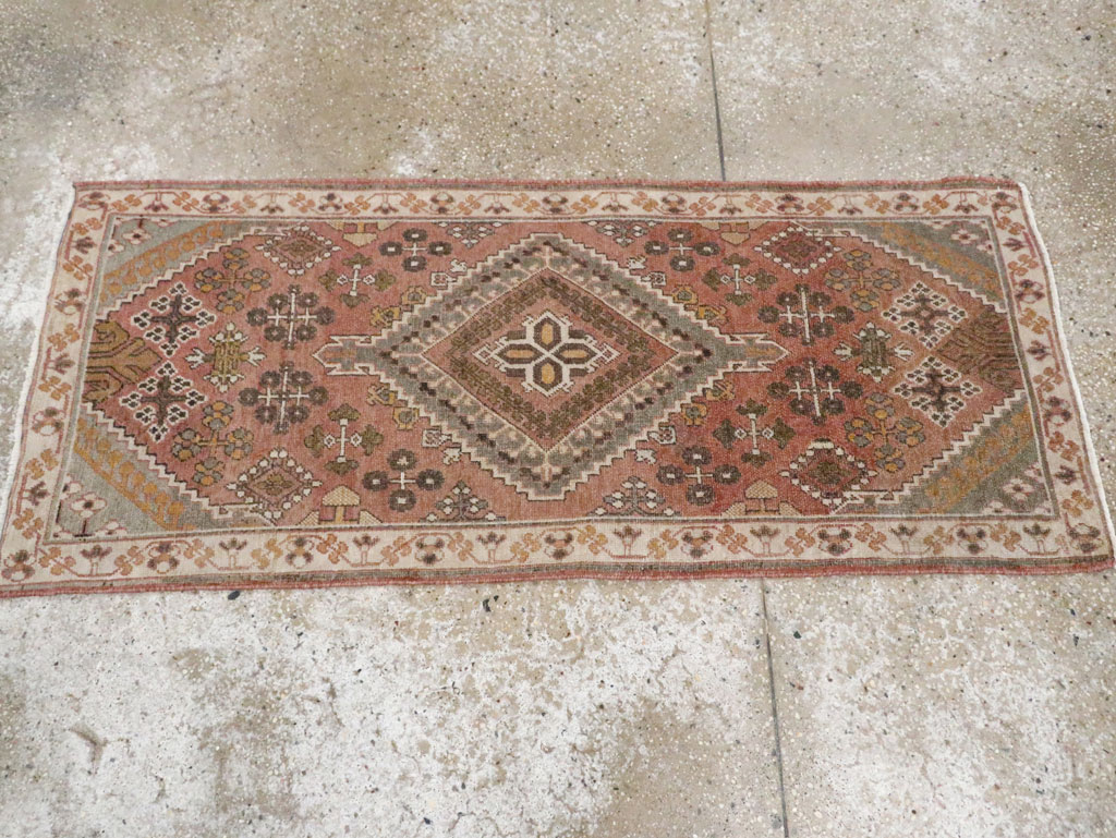Vintage Persian Joshegan Rug, No.21242 - Galerie Shabab