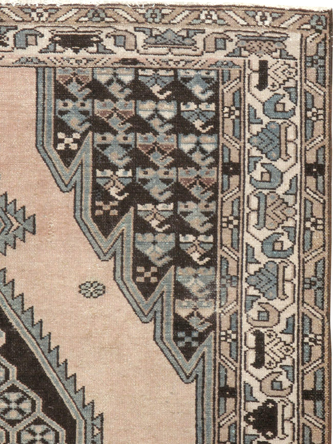 Antique Persian Malayer Rug, No.21261 - Galerie Shabab