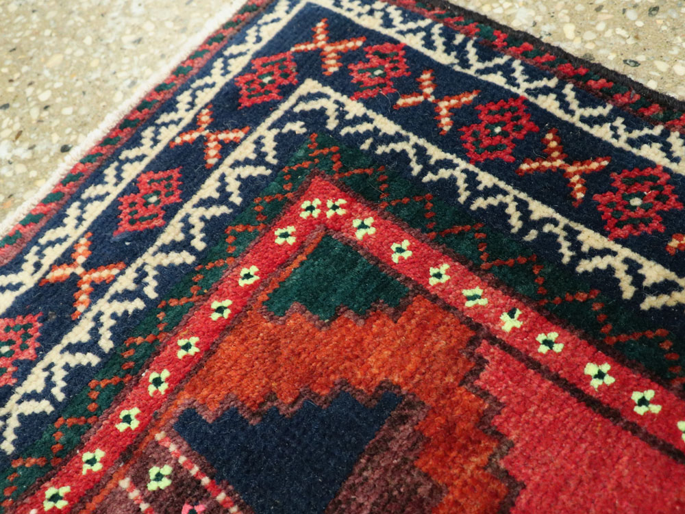 Vintage Persian Baluch Rug, No.21262 - Galerie Shabab