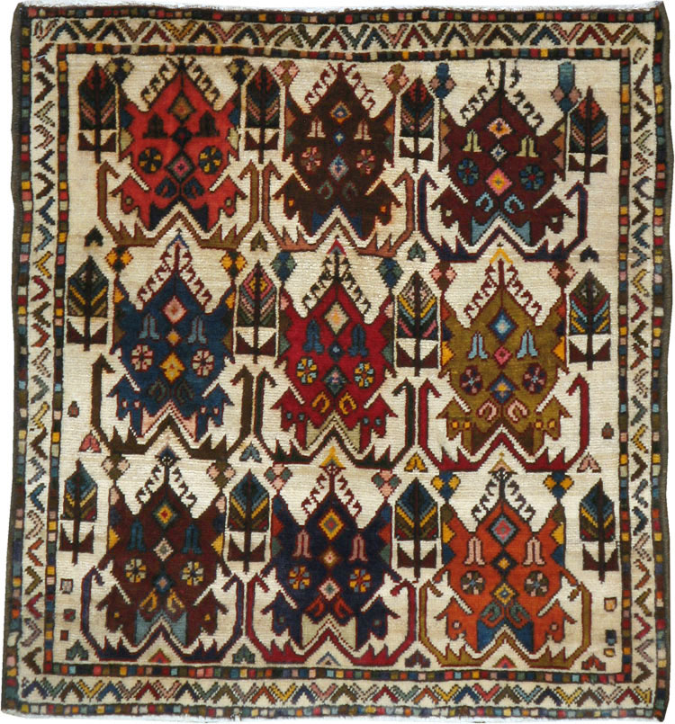 Antique Persian Afshar Rug, No.21274 - Galerie Shabab