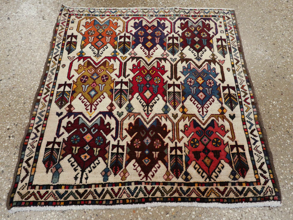 Antique Persian Afshar Rug, No.21274 - Galerie Shabab