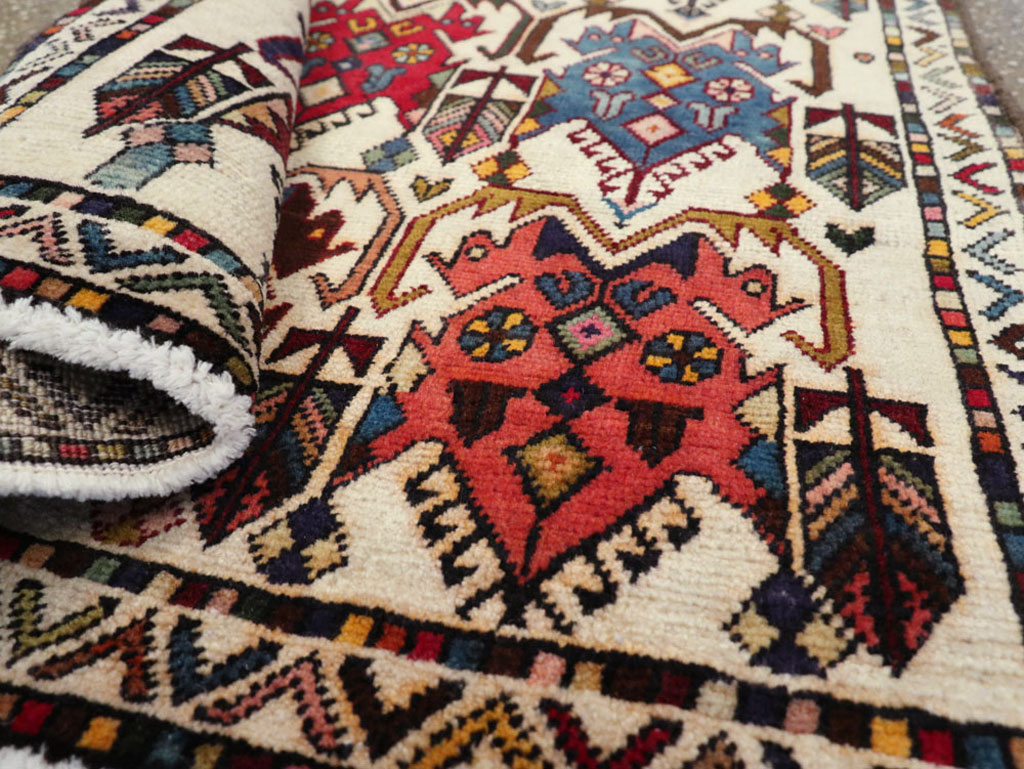 Antique Persian Afshar Rug, No.21274 - Galerie Shabab