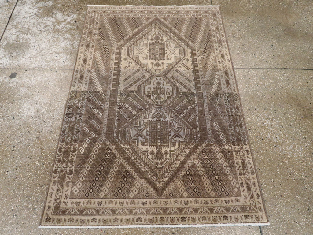 Antique Persian Afshar Rug, No.21276 - Galerie Shabab