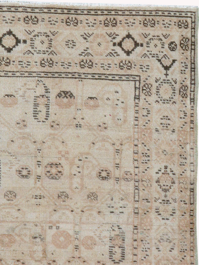 Vintage Persian Afshar Accent Rug, No.21280 - Galerie Shabab