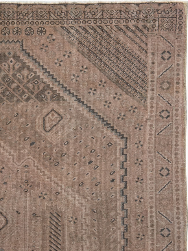 Vintage Persian Afshar Rug, No.21286 - Galerie Shabab