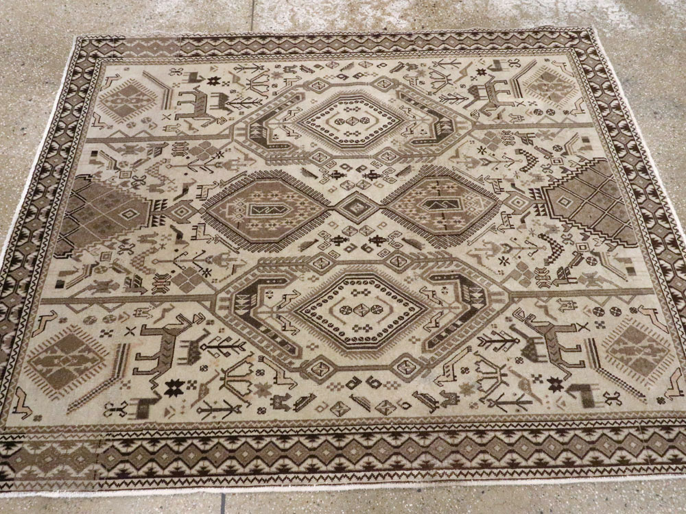 Vintage Persian Afshar Rug, No.21290 - Galerie Shabab