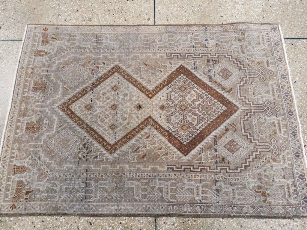 Vintage Persian Afshar Rug, No.21301 - Galerie Shabab