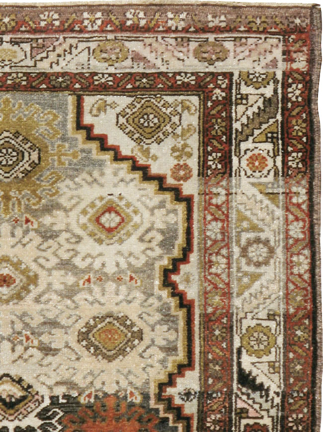 Vintage Persian Northwest Rug, No.21320 - Galerie Shabab