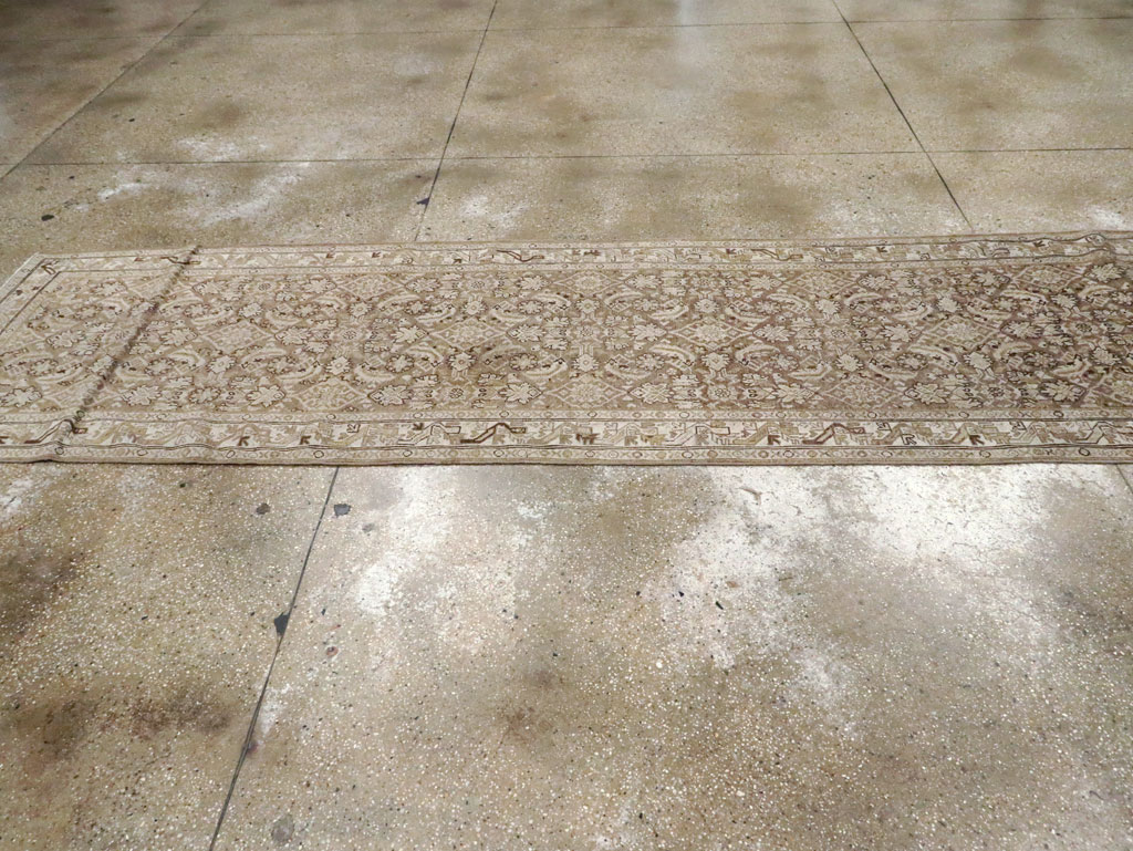 Vintage Persian Malayer Runner, No.21321 - Galerie Shabab